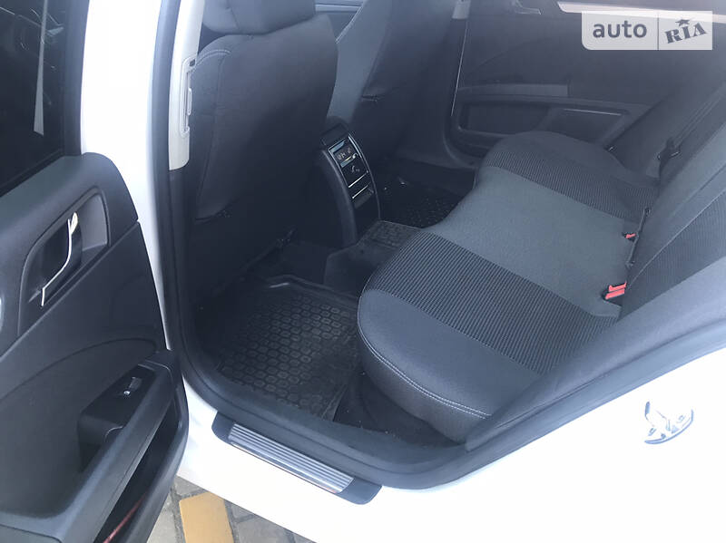 Лифтбек Skoda Superb 2011 в Подольске