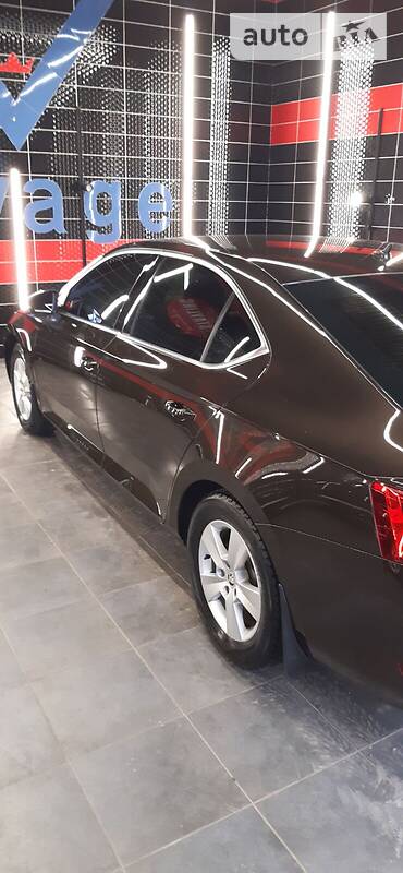 Хэтчбек Skoda Superb 2016 в Кривом Роге