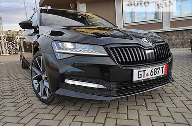 Универсал Skoda Superb 2020 в 