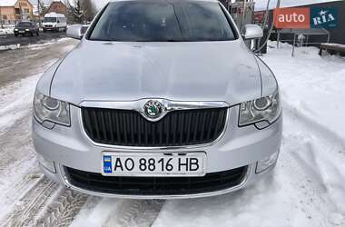 Ліфтбек Skoda Superb 2009 в Іршаві