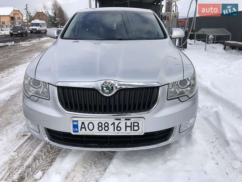 Лифтбек Skoda Superb 2009 в Иршаве фото 3 Лифтбек Skoda Superb 2009 в Иршаве