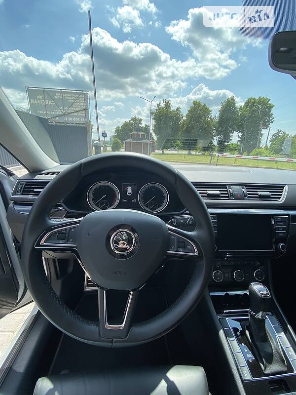 Універсал Skoda Superb 2016 в Вінниці