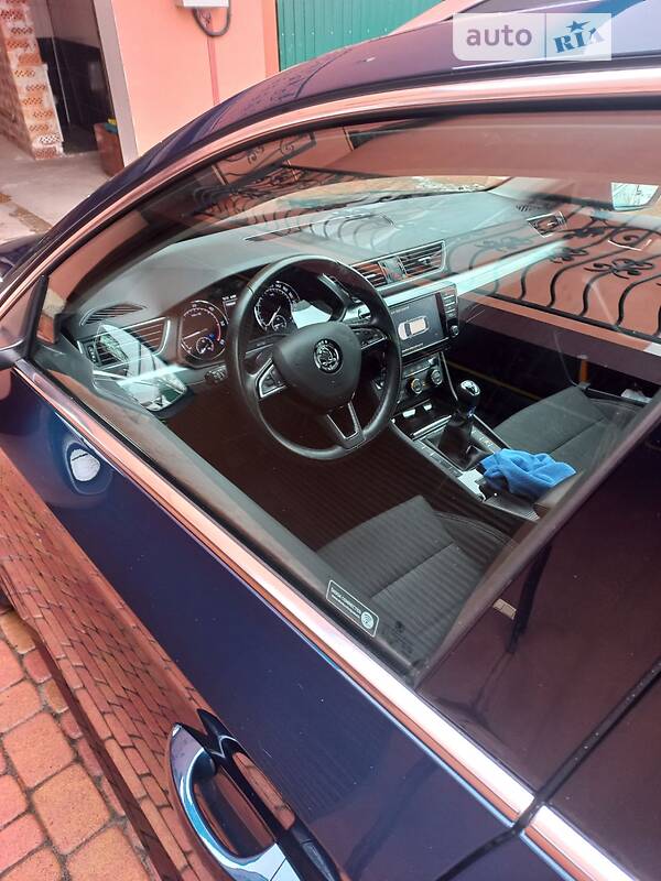 Универсал Skoda Superb 2016 в Хмельницком