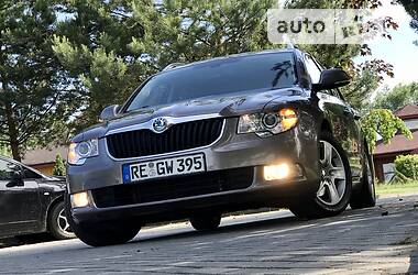 Универсал Skoda Superb 2011 в Дрогобыче