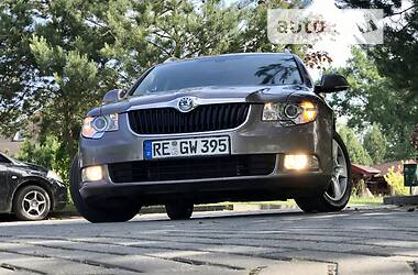 Универсал Skoda Superb 2011 в Дрогобыче