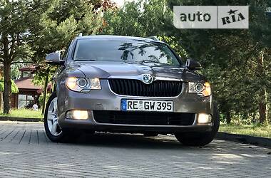 Універсал Skoda Superb 2011 в Дрогобичі