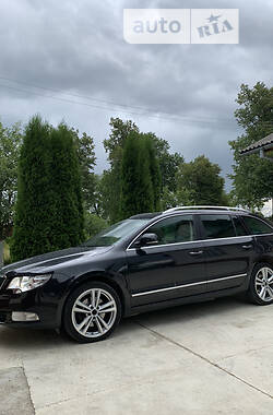 Універсал Skoda Superb 2011 в Долині