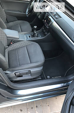 Універсал Skoda Superb 2016 в  фото 7 Універсал Skoda Superb 2016 в
