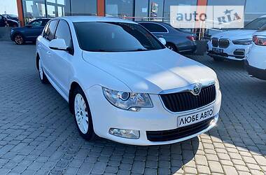 Skoda Superb 2012