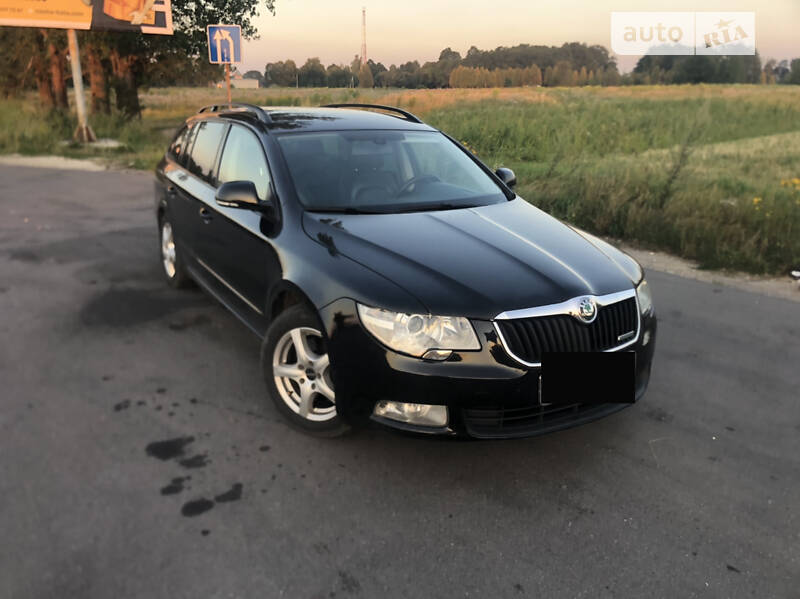 Универсал Skoda Superb 2011 в 