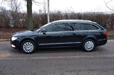 Универсал Skoda Superb 2010 в Нововолынске