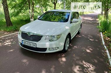 Skoda Superb 2012