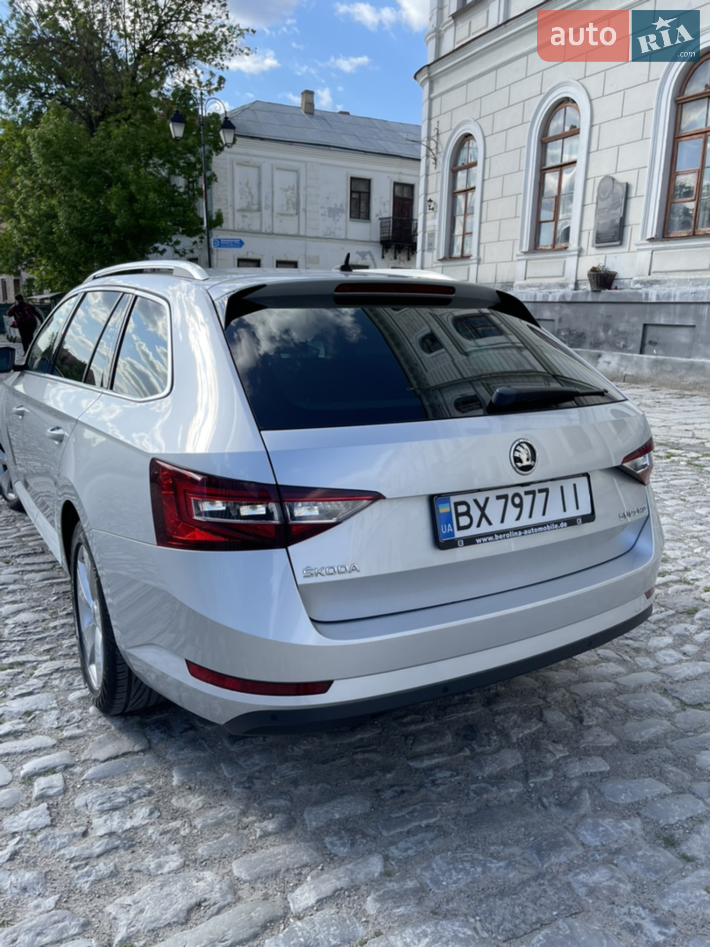 2016 Skoda Superb - мініатюра 12
