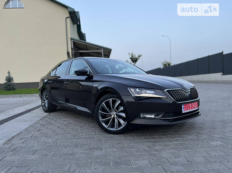 Ліфтбек Skoda Superb 2017 в Луцьку