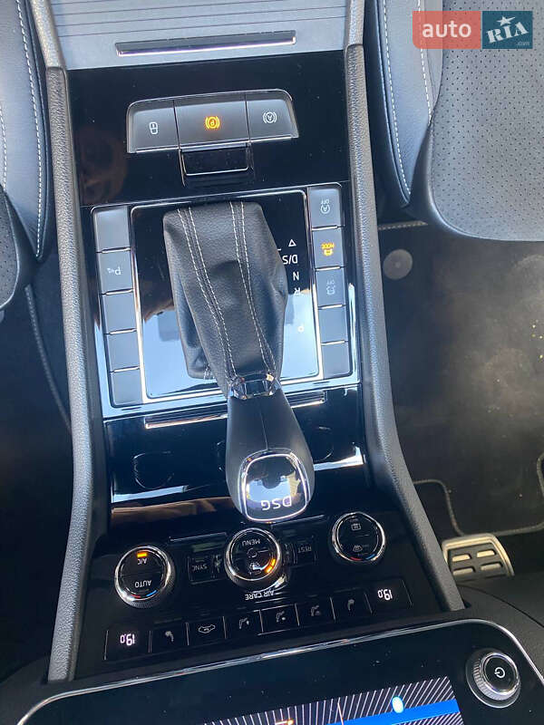 Лифтбек Skoda Superb 2017 в Киеве фото 11 Лифтбек Skoda Superb 2017 в Киеве