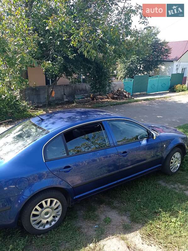 Лифтбек Skoda Superb 2002 в Новоархангельске