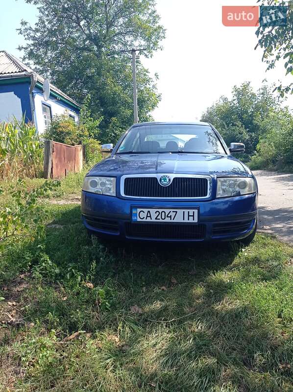 Лифтбек Skoda Superb 2002 в Новоархангельске