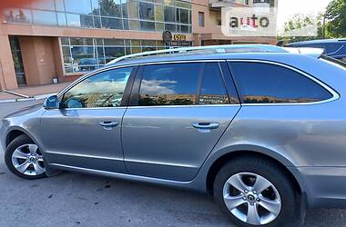 Универсал Skoda Superb 2011 в 