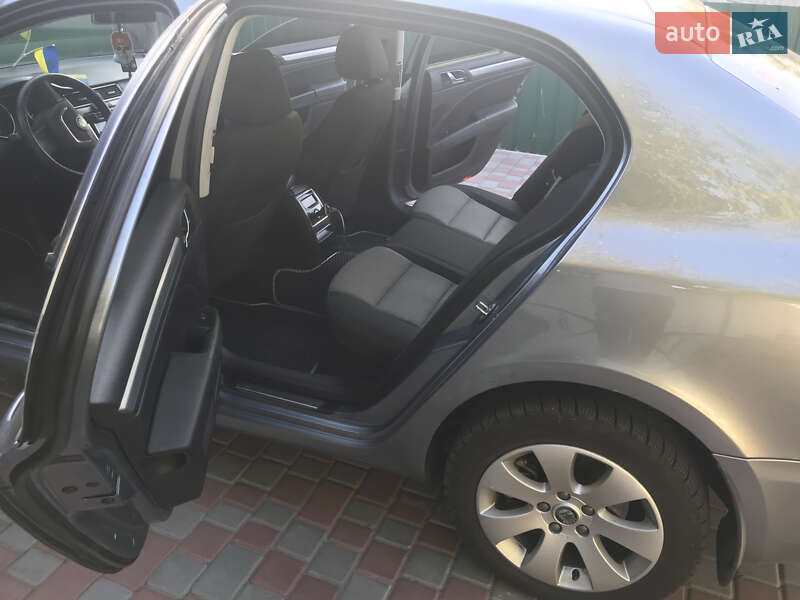 Лифтбек Skoda Superb 2009 в Кременчуге