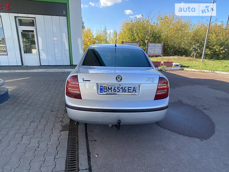 Ліфтбек Skoda Superb 2004 в Білопіллі