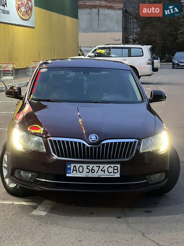 Skoda Superb 2013