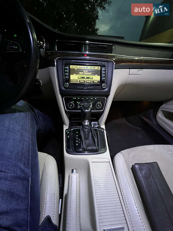 Ліфтбек Skoda Superb 2013 в Ужгороді