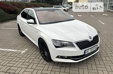 Лифтбек Skoda Superb 2017 в Луцке