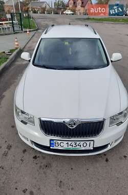 Skoda Superb 2011