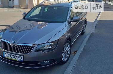 Универсал Skoda Superb 2013 в 