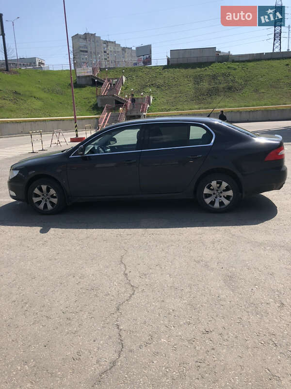 Лифтбек Skoda Superb 2008 в Виннице