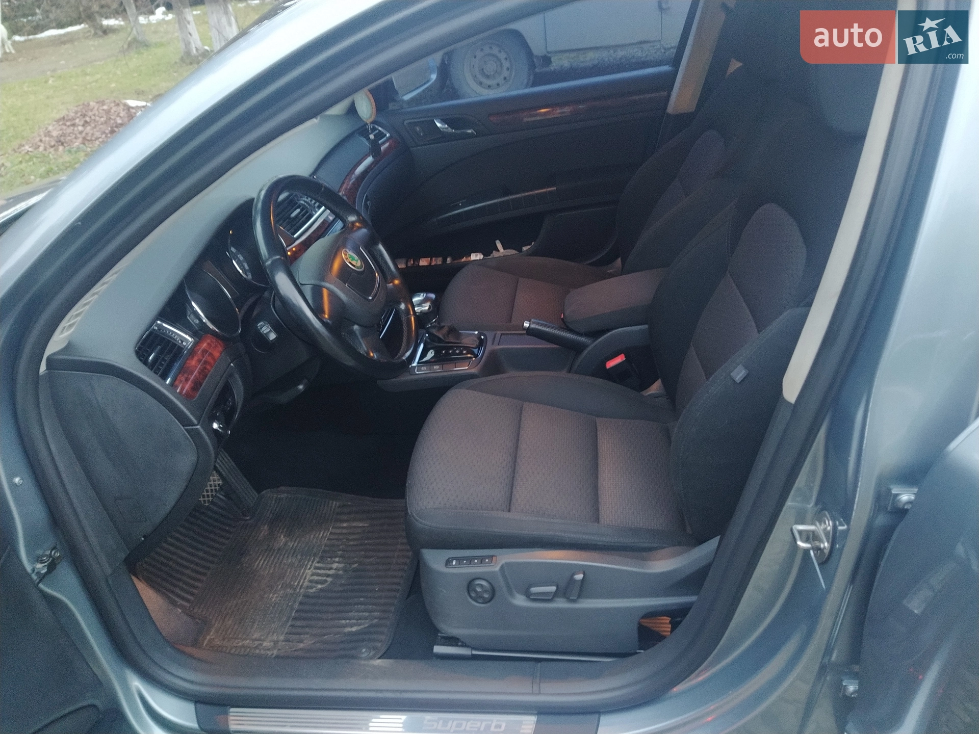 2010 Skoda Superb - мініатюра 21