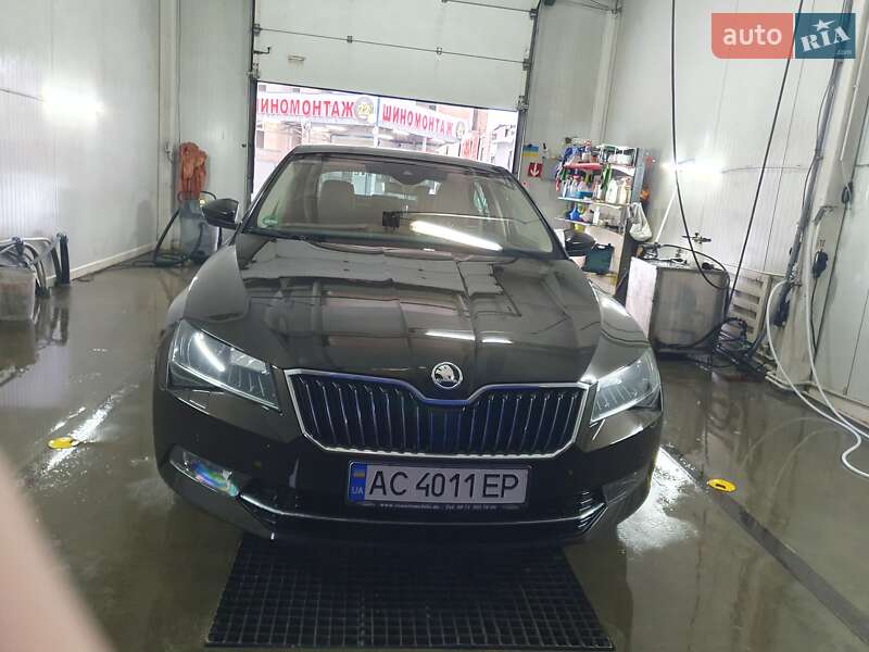 Skoda Superb 2016