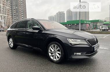 Универсал Skoda Superb 2017 в 