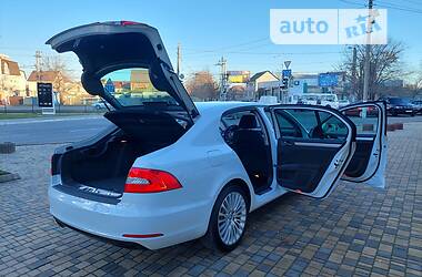 Лифтбек Skoda Superb 2015 в Одессе