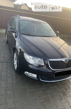 Skoda Superb 2011 Skoda Superb 2011