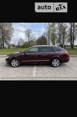 Skoda Superb 2011