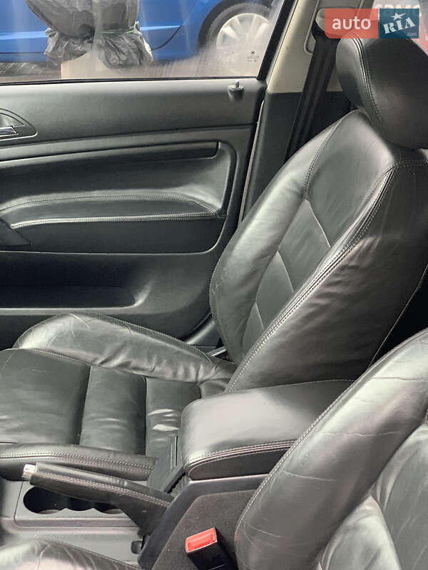 Лифтбек Skoda Superb 2006 в Тернополе