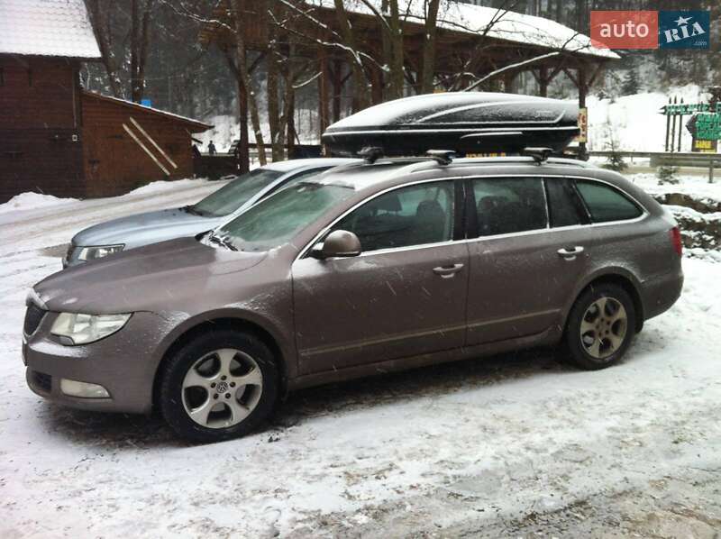 Универсал Skoda Superb 2012 в 