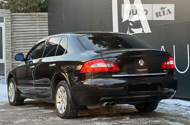 Лифтбек Skoda Superb 2012 в 