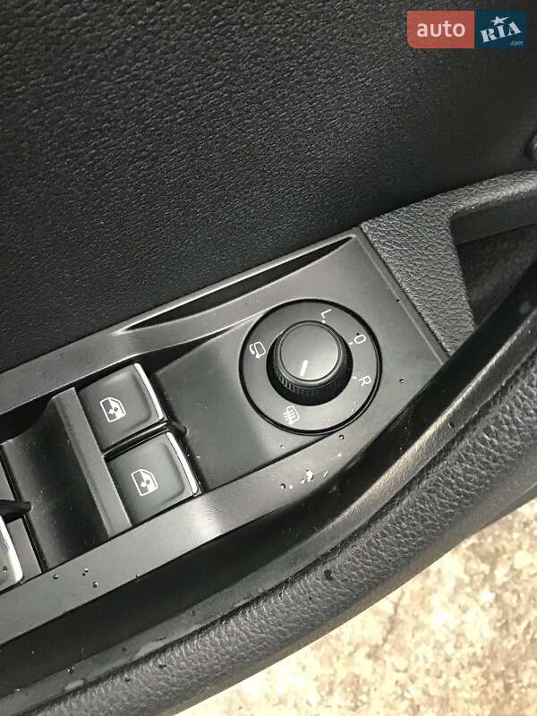 Универсал Skoda Superb 2018 в Бориславе