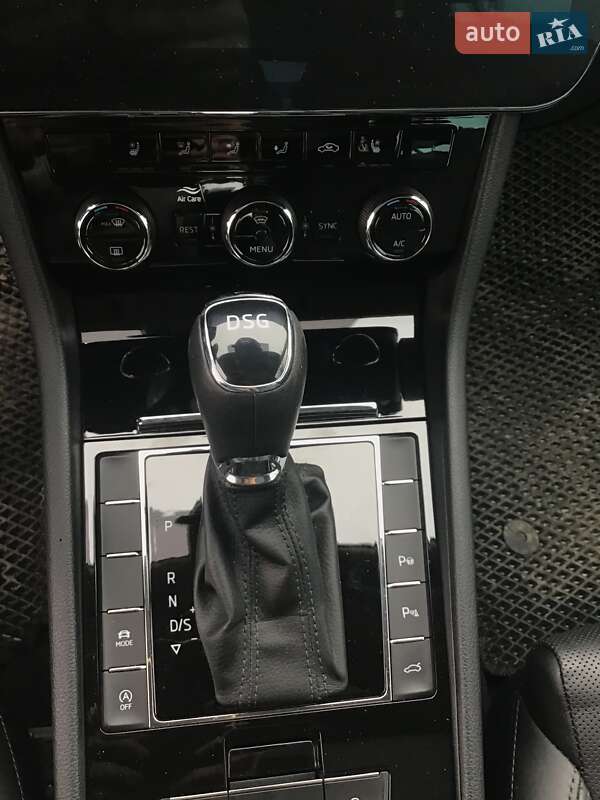 Универсал Skoda Superb 2018 в Бориславе