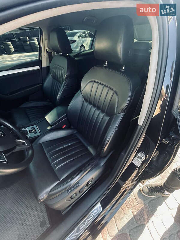 Лифтбек Skoda Superb 2017 в Днепре