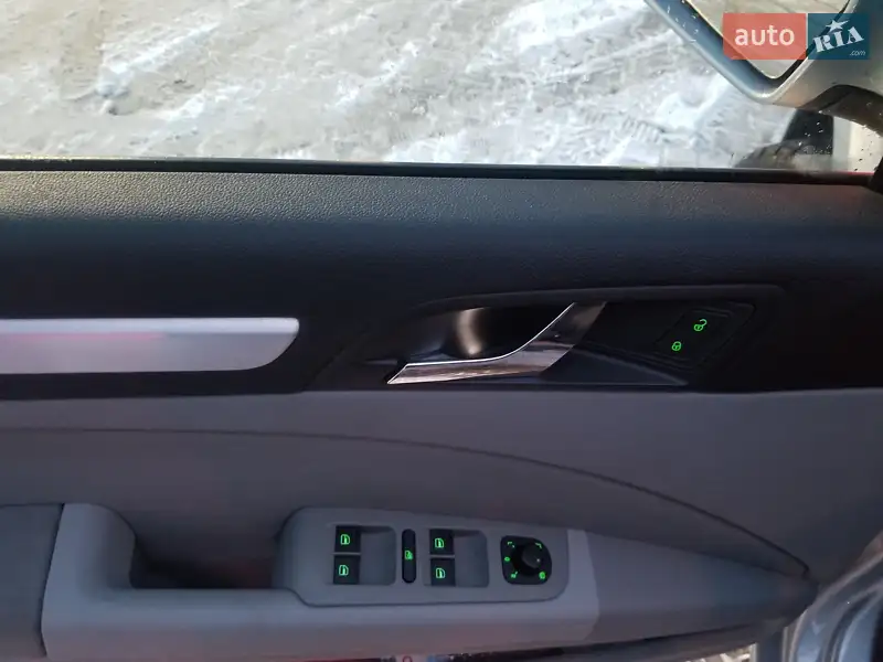 Skoda Superb 2010 VIN TMBJB73T0A9039259 фото оголошення 8 з 52