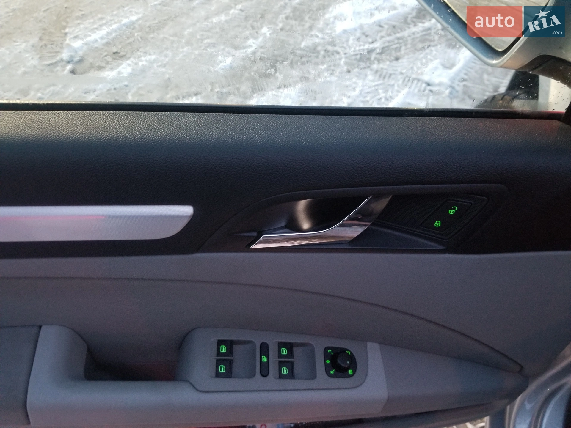 2010 Skoda Superb - мініатюра 8