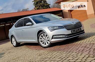 Лифтбек Skoda Superb 2020 в Мукачево