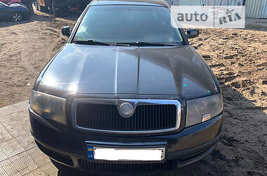 Лифтбек Skoda Superb 2004 в 