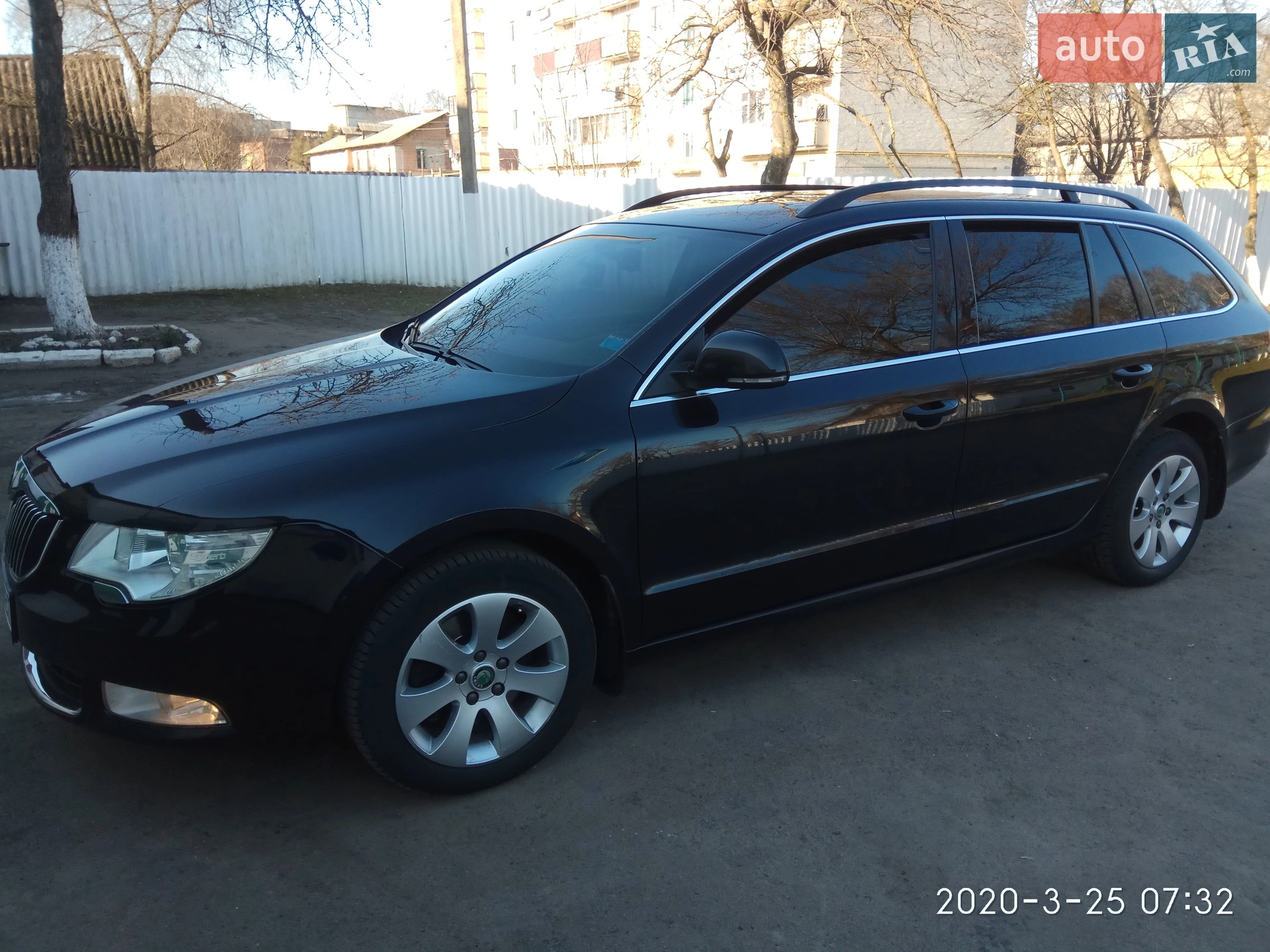 2011 Skoda Superb - мініатюра 3