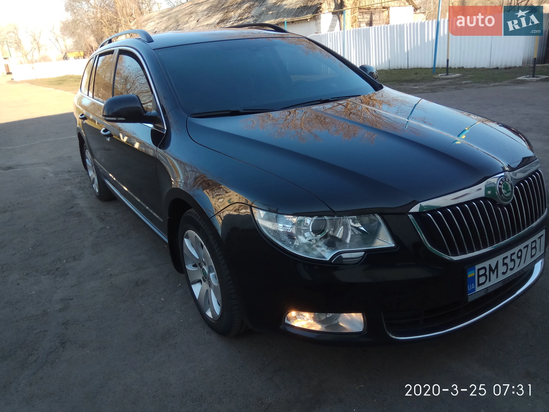 2011 Skoda Superb - мініатюра 2