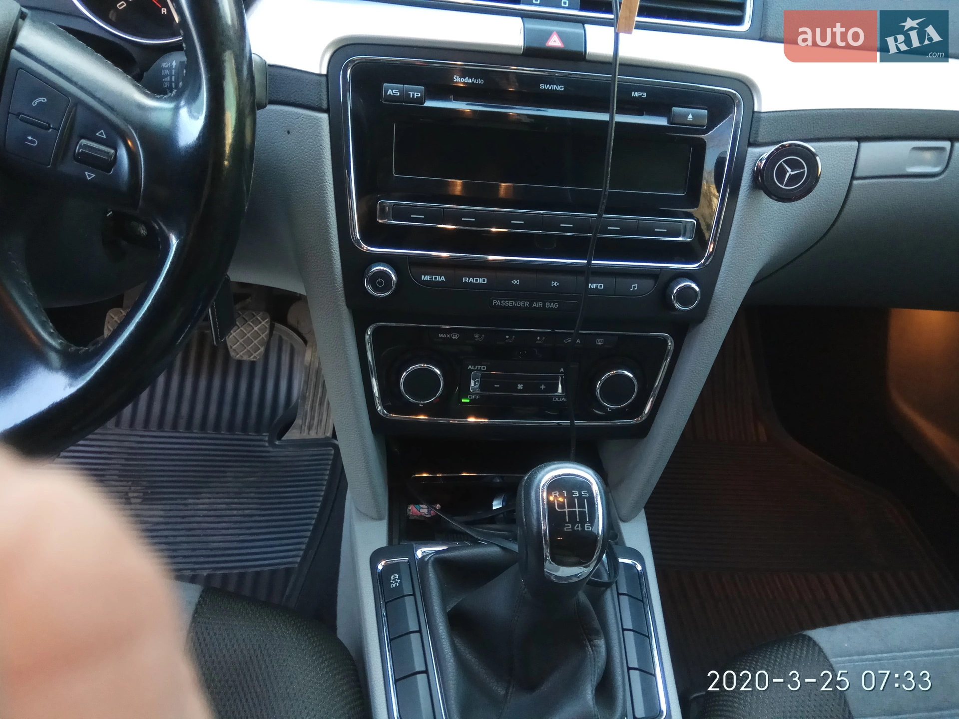 2011 Skoda Superb - мініатюра 5