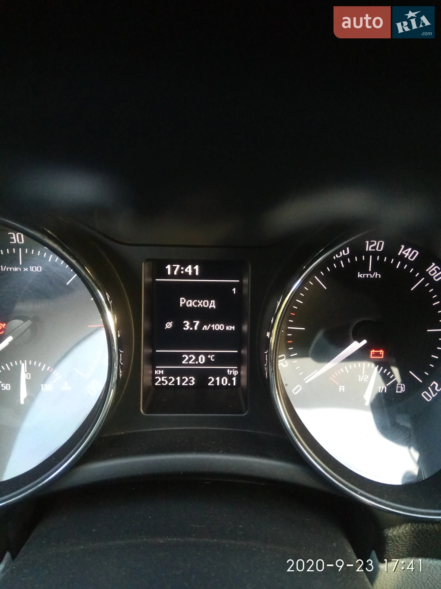 2011 Skoda Superb - мініатюра 8